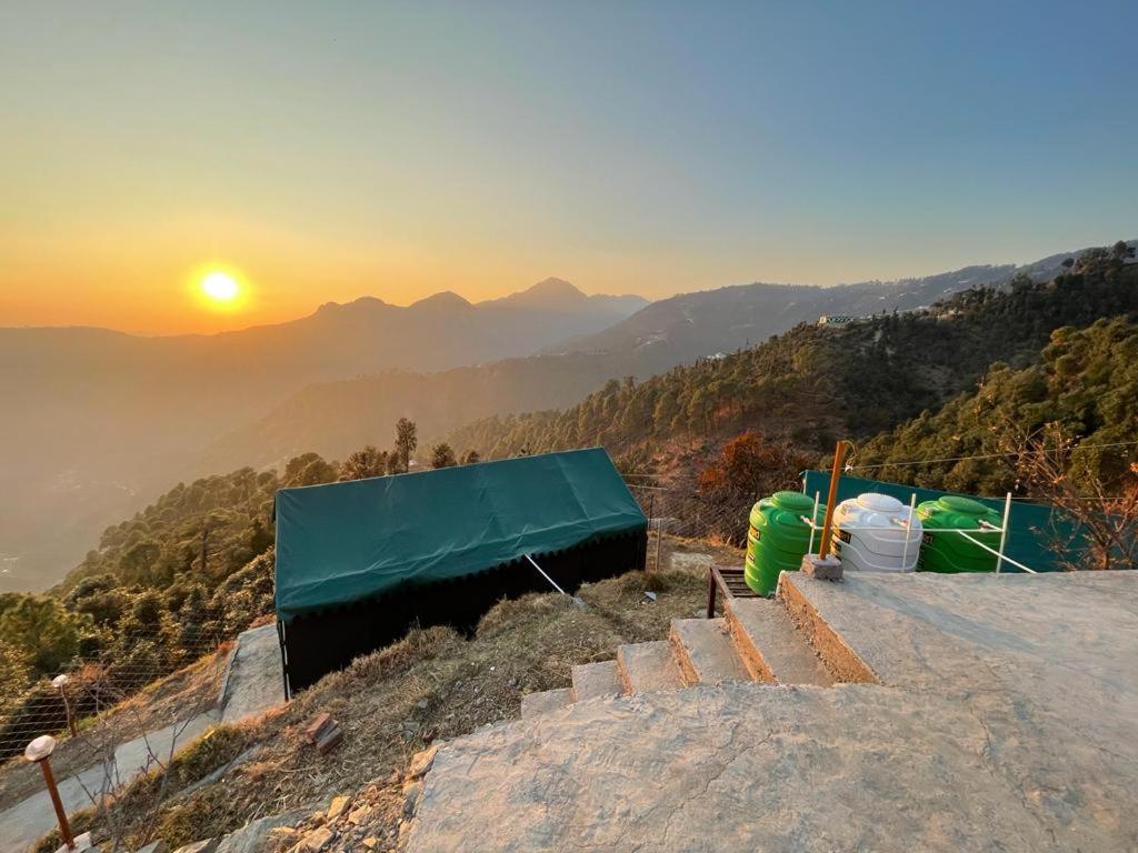 Kanatal morning view
